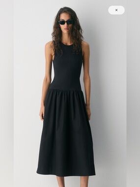 Babaton Black Sleeveless Midi Dress with Gathered Skirt